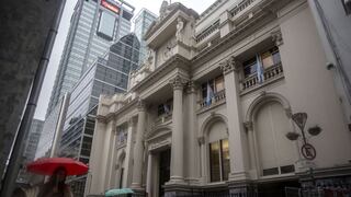 Argentina agota el espacio para intervenir en futuros de divisas