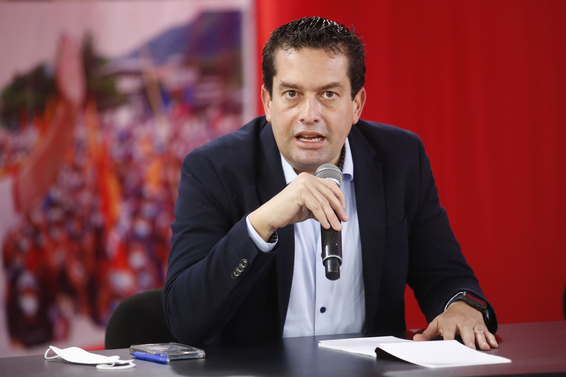 El dirigente de Fuerza Popular se refirió también a la reunión que sostuvo la congresista Martha Moyano con Patricia Benavides. (Foto: Andina)