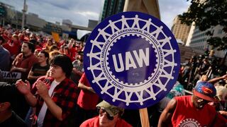 EE.UU.: huelga automotriz causa despidos en 30% de proveedores del sector