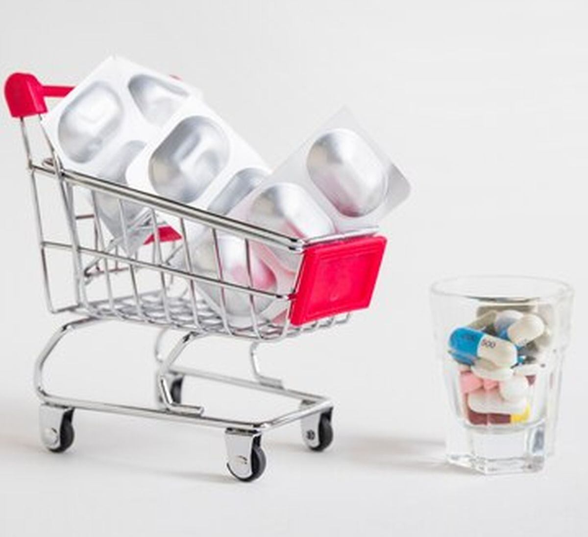 Ahora también se podrá comprar online medicamentos recetados en Walmart (Foto: Freepik)
