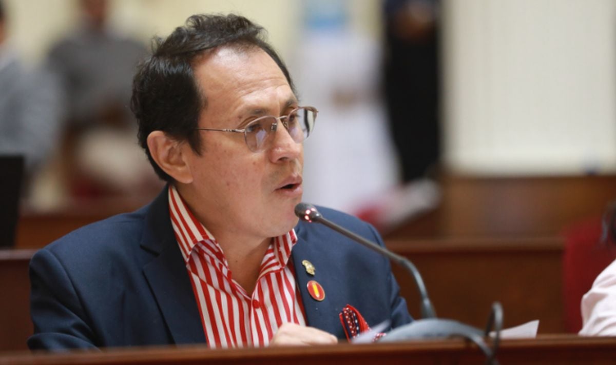 Segundo Montalvo Cubas, presidente de la Comisión de Educación, Juventud y Deporte del Congreso. Foto: difusión - GEC