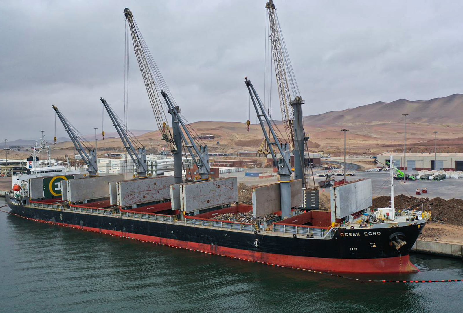 La modernización impulsada por TIL contempla inversiones por más de US$ 33 millones y busca fortalecer la capacidad operativa del terminal portuario en Ica. Foto: Andina.