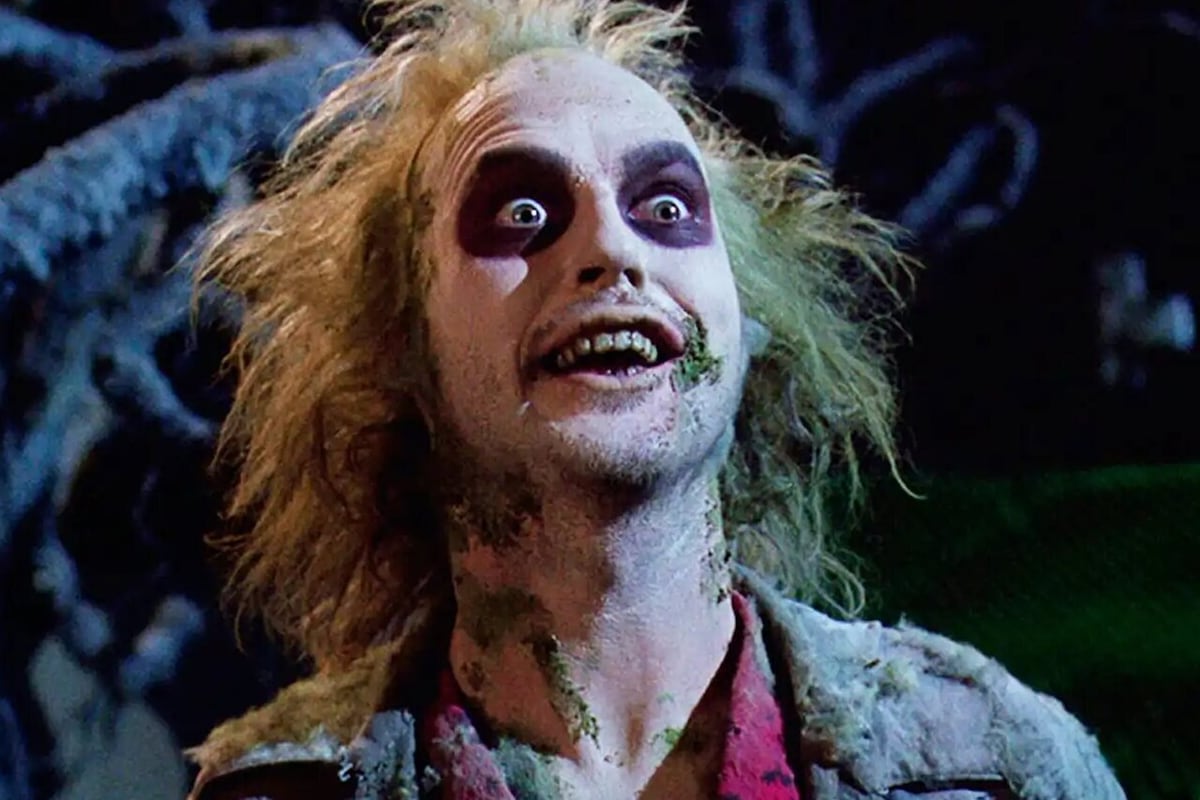 En "Beetlejuice 2", Michael Keaton y Winona Ryder regresan para repetir sus roles clásicos como Beetlejuice y Lydia Deetz, con Jenna Ortega uniéndose al elenco como la hija de Lydia, Astrid Deetz (Foto: Warner Bros. Pictures)