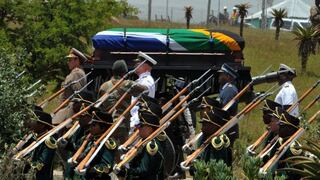 Sudáfrica entierra a Nelson Mandela, su hijo más célebre