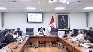 Congreso vuelve a citar a ministros de Educación y Economía por crisis en programa Beca 18