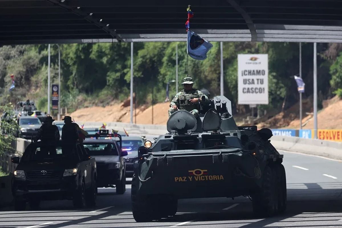 La Fuerza Armada de Venezuela incorporó el sábado a 5,600 soldados a sus filas en medio de las "amenazas" de Estados Unidos. Foto: EFE