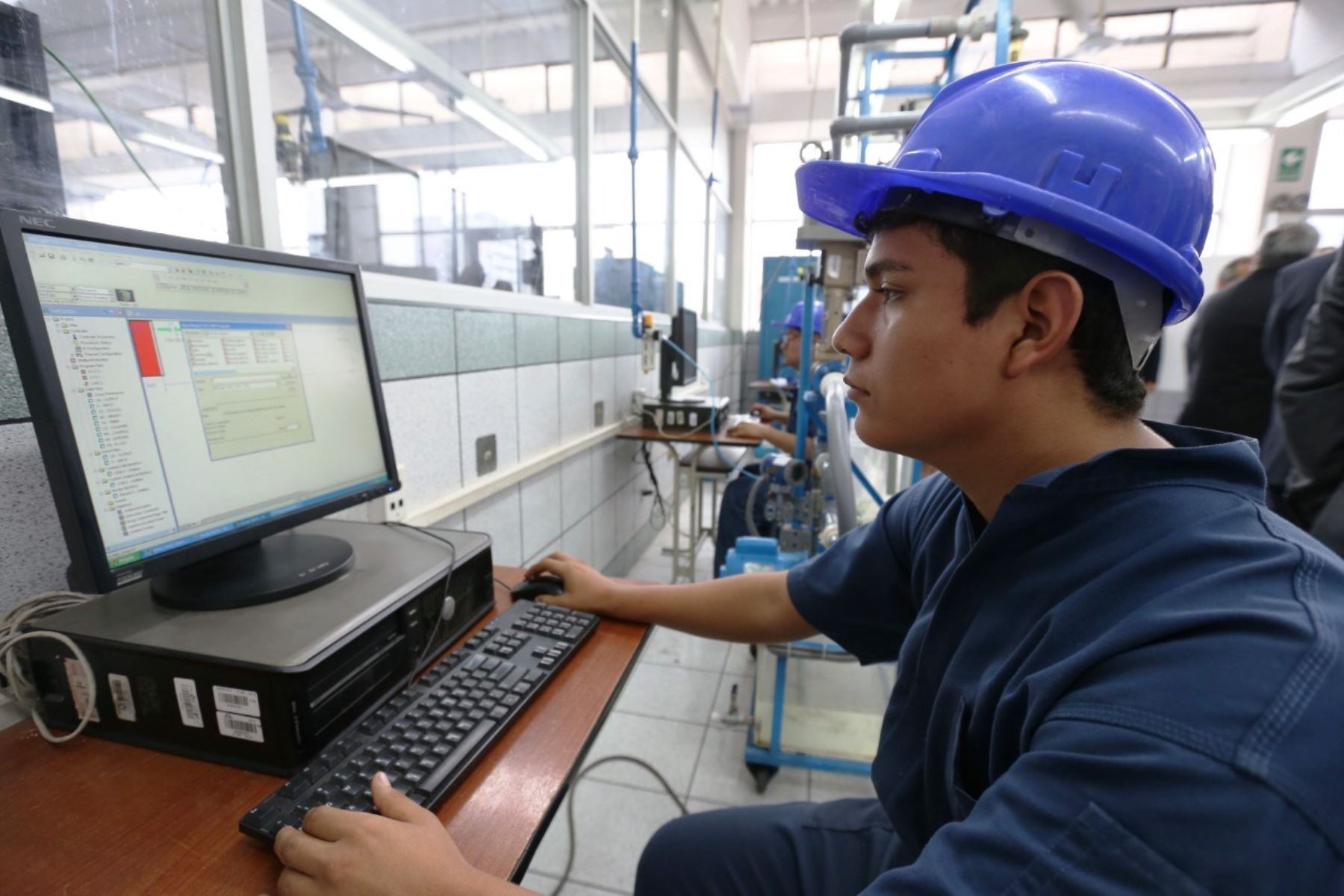 Minedu explica en qué regiones están los institutos tecnológicos y si son públicos o privados. (Foto: Andina)