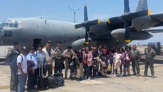 Aviones de FAP evacúan a Lima a viajeros varados por protestas en Juliaca