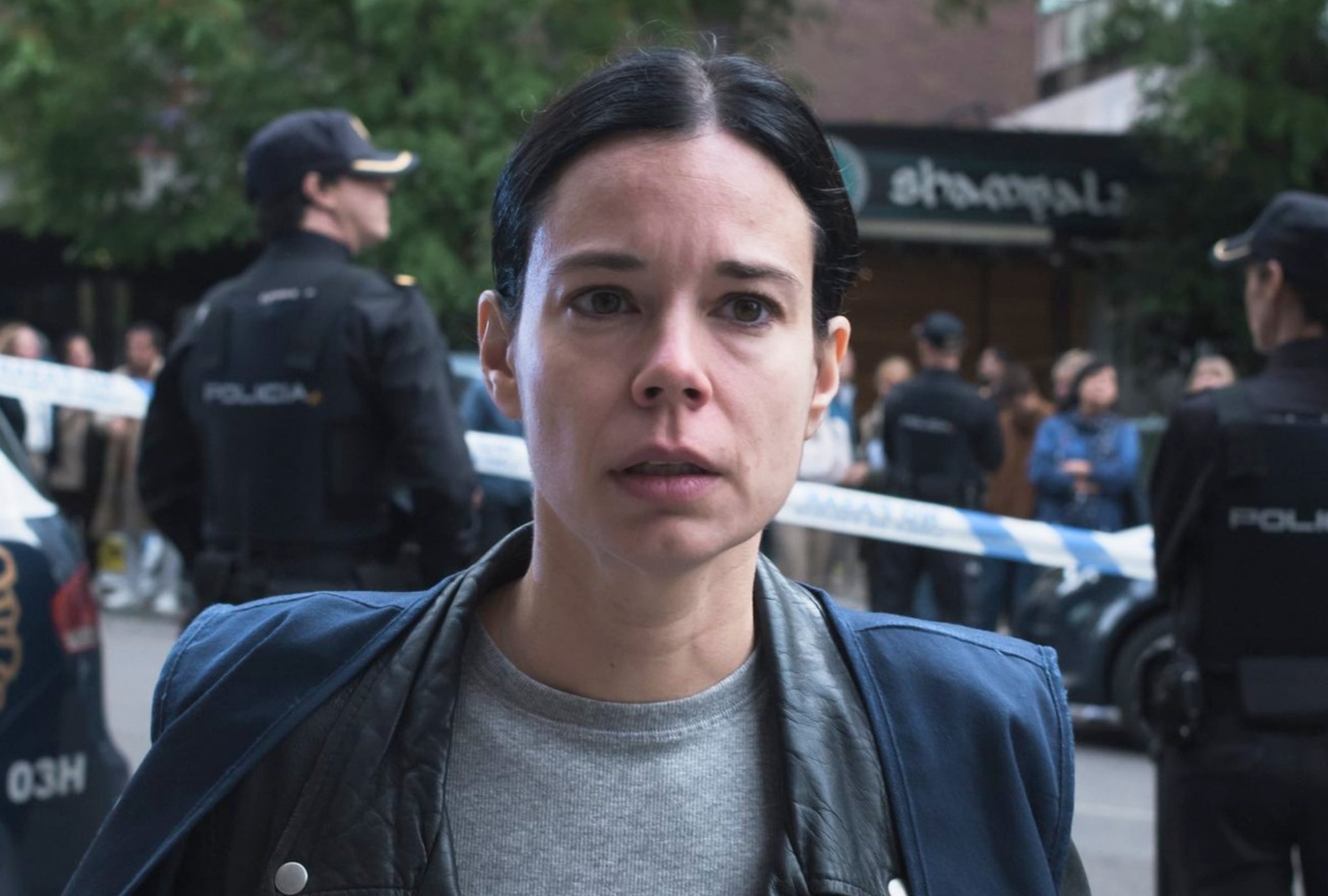 La actriz española Laia Costa como Carla Mencía en una escena de la película "Colisión" (Foto: Bambú Producciones / Netflix)
