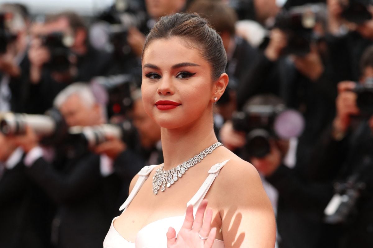 Cuando Selena Gomez llegó a la proyección de la película "The Dead Don't Die" durante la 72ª edición del Festival de Cine de Cannes en Cannes, sur de Francia, el 14 de mayo de 2019 (Foto: Valery Hache /AFP)