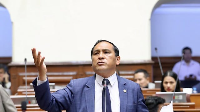Flavio Cruz: “Si Pedro Castillo es condenado y Perú Libre regresa al Gobierno, lo indultaremos”
