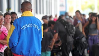 Perú vuelve a exigir pasaporte a venezolanos hasta nueva decisión judicial