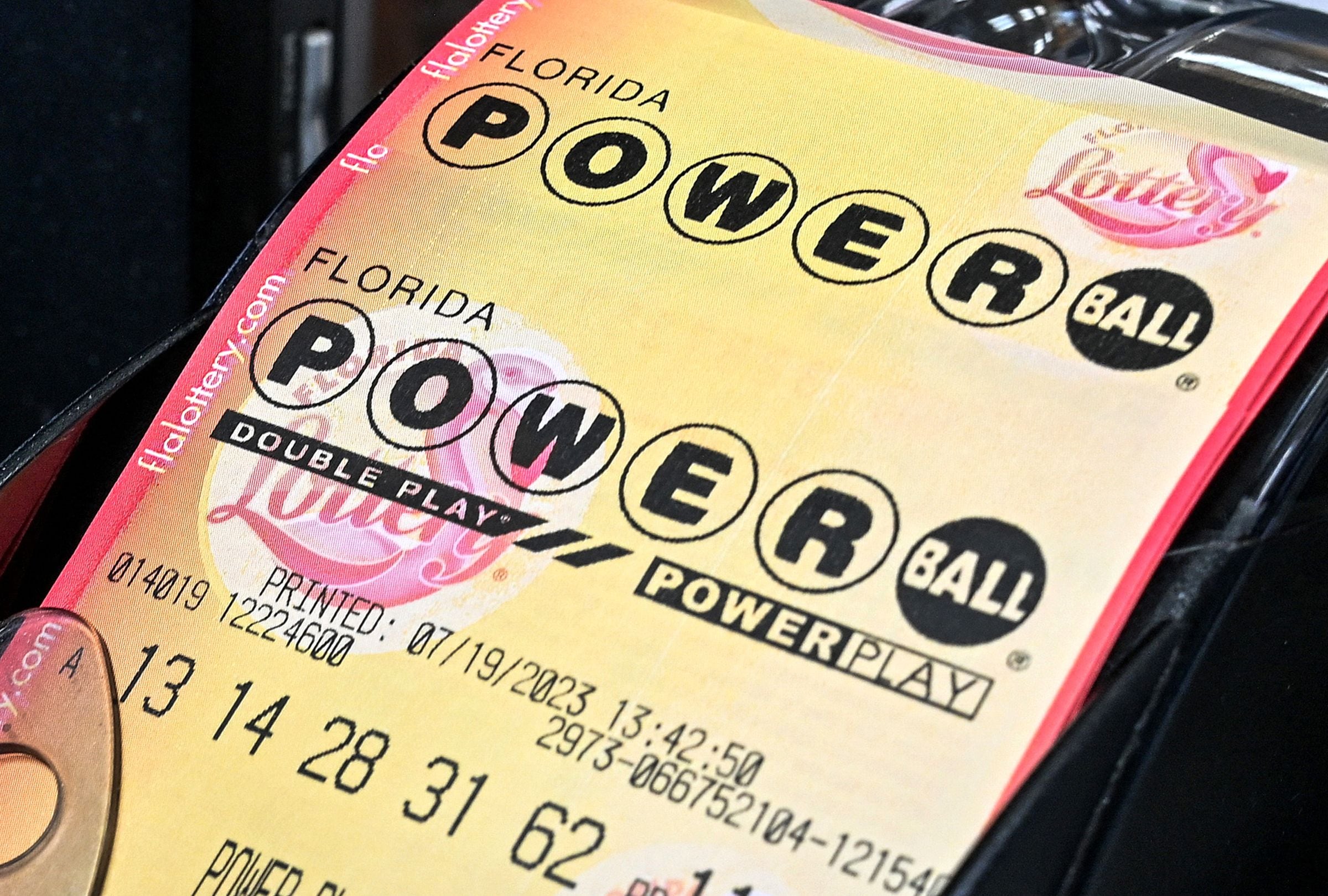 Resultados del Powerball HOY 27/04/2026: revisa los números ganadores del jackpot de $130 millones en EE.UU.