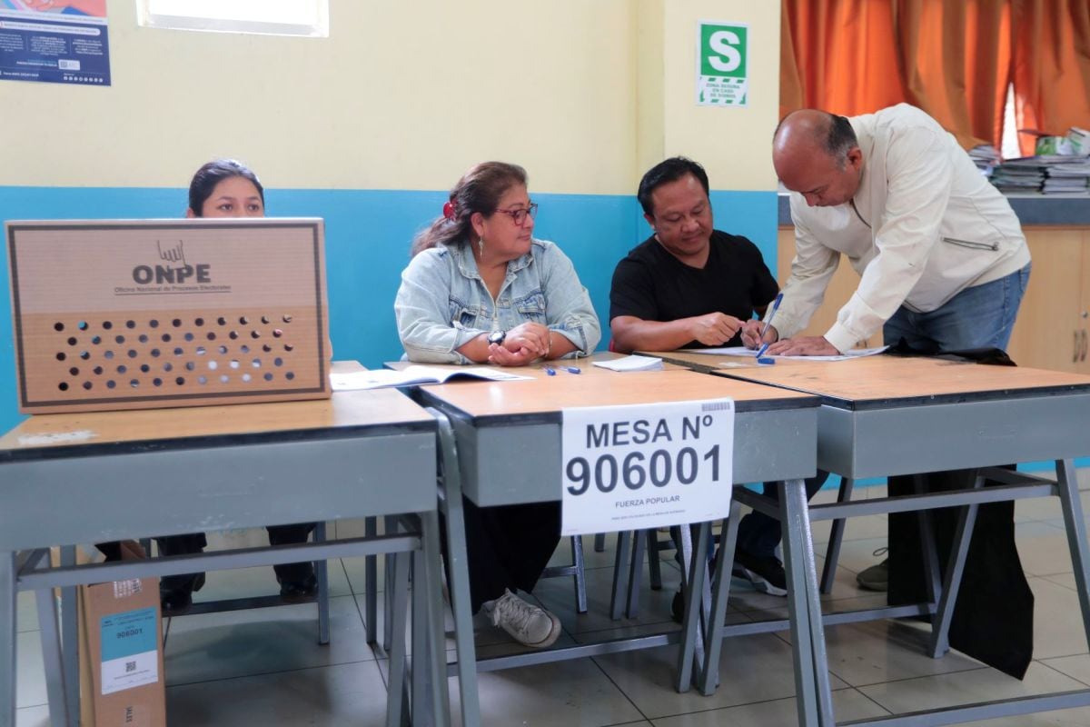 Los ciudadanos designados también podrán capacitarse de manera virtual a través de la plataforma ONPEduca, que estará habilitada desde el 26 de febrero. Foto: Andina.