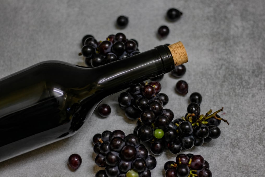El vino peruano atraviesa uno de sus momentos más interesantes: mas marcas, mas investigación. (Foto: Pexels /ChatGPT)
