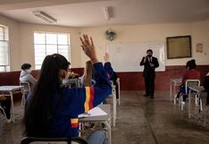 Gobierno aprueba aforo del 100% en colegios y elimina metro de distancia en las aulas