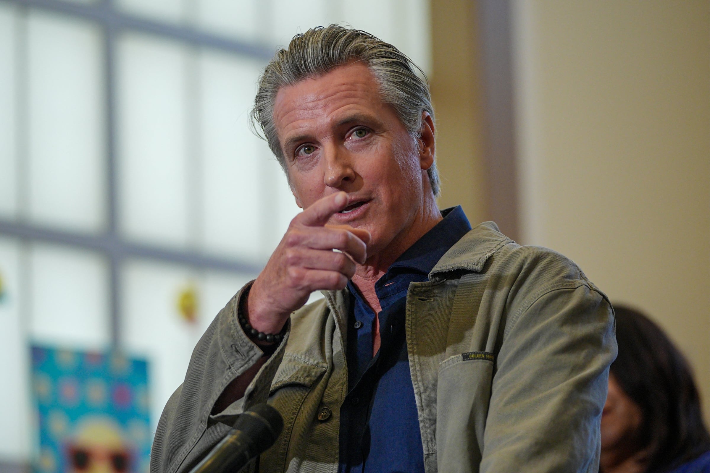 El gobernador Gavin Newsom firmó este proyecto el pasado 14 de septiembre (Foto: AFP)