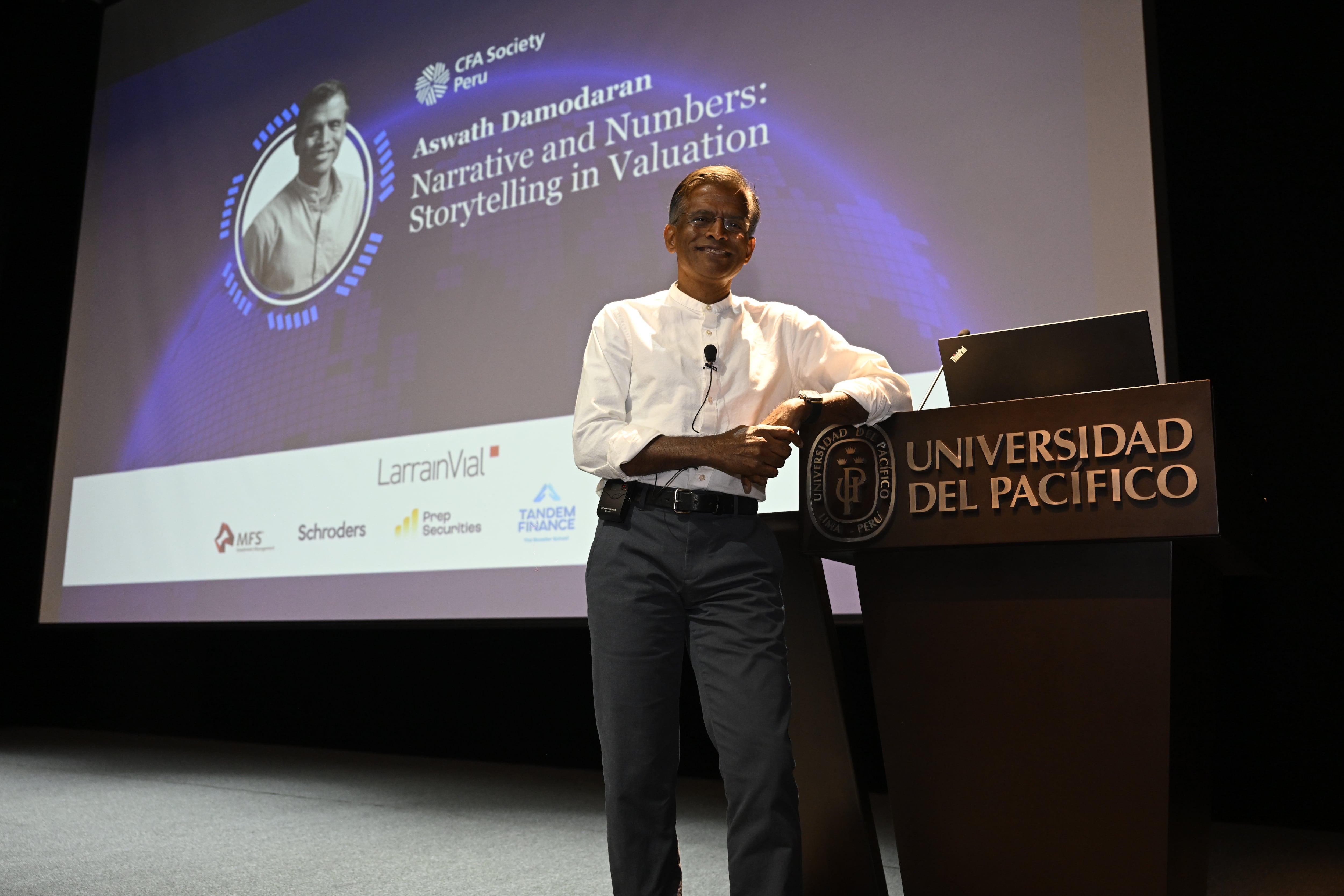 Aswath Damodaran es docente de finanzas en la New York University (NYU).