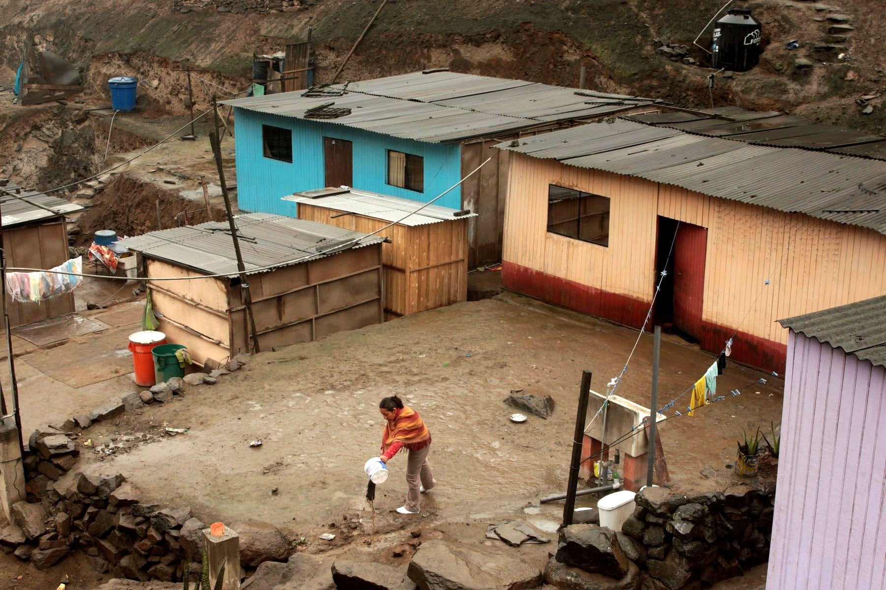 Perú urbano: casi 8 de cada 10 viviendas se construyen sin asistencia técnica