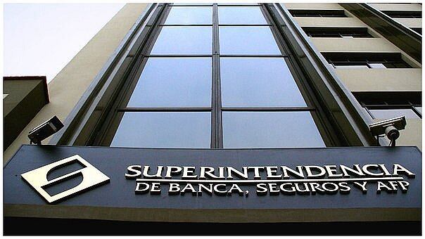 El Congreso aprobó un dictamen que faculta a la PNP pedir a la UIF el congelamiento de cuentas bancarias vinculadas a la extorsión. Foto: Difusión.