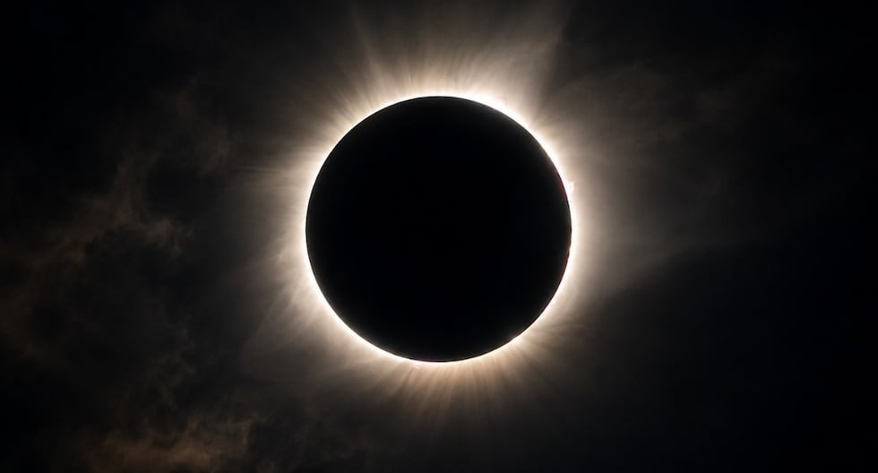Eclipse solar total HOY: horarios, países donde se verá y cómo seguir la transmisión en vivo