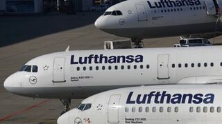 Alemana Lufthansa reduce expectativas de ganancias en medio de fuerte competencia