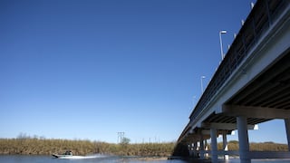 Un mexicano se suicida desde un puente fronterizo tras ser deportado de EE.UU.