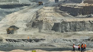 Gobierno firmó adenda para explotación de roca fosfórica en Bayóvar