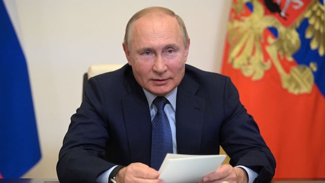 Vladimir Putin da una semana de vacaciones a los rusos para frenar la pandemia 