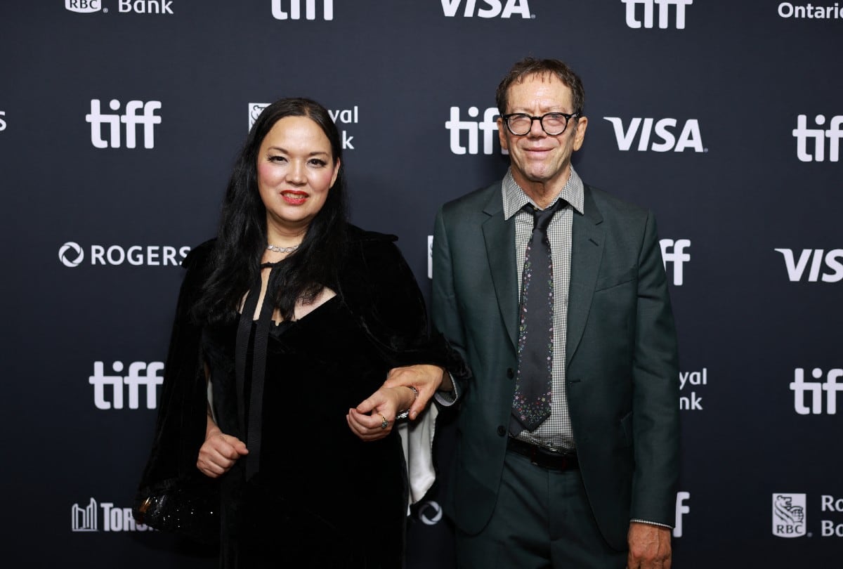 Robert Greene junto a Anna Biller, cineasta estadounidense con quien mantiene una relación. | Crédito: SAVION WASHINGTON / GETTY IMAGES NORTH AMERICA / GETTY IMAGES VIA AFP
