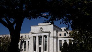 Ajuste de la Fed, una amenaza para compañías de Latinoamérica con deuda en dólares