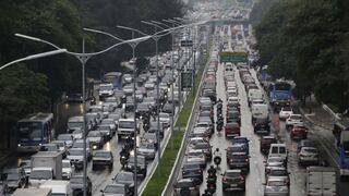 Huelga de metro causa atasco récord en Sao Paulo a días del Mundial