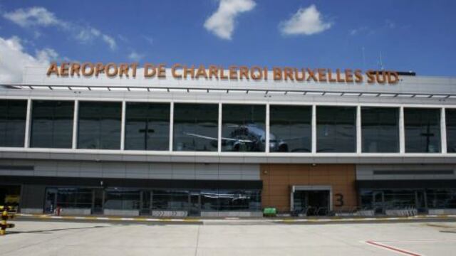 Aeropuerto de Bruselas reabre con tres vuelos de salida