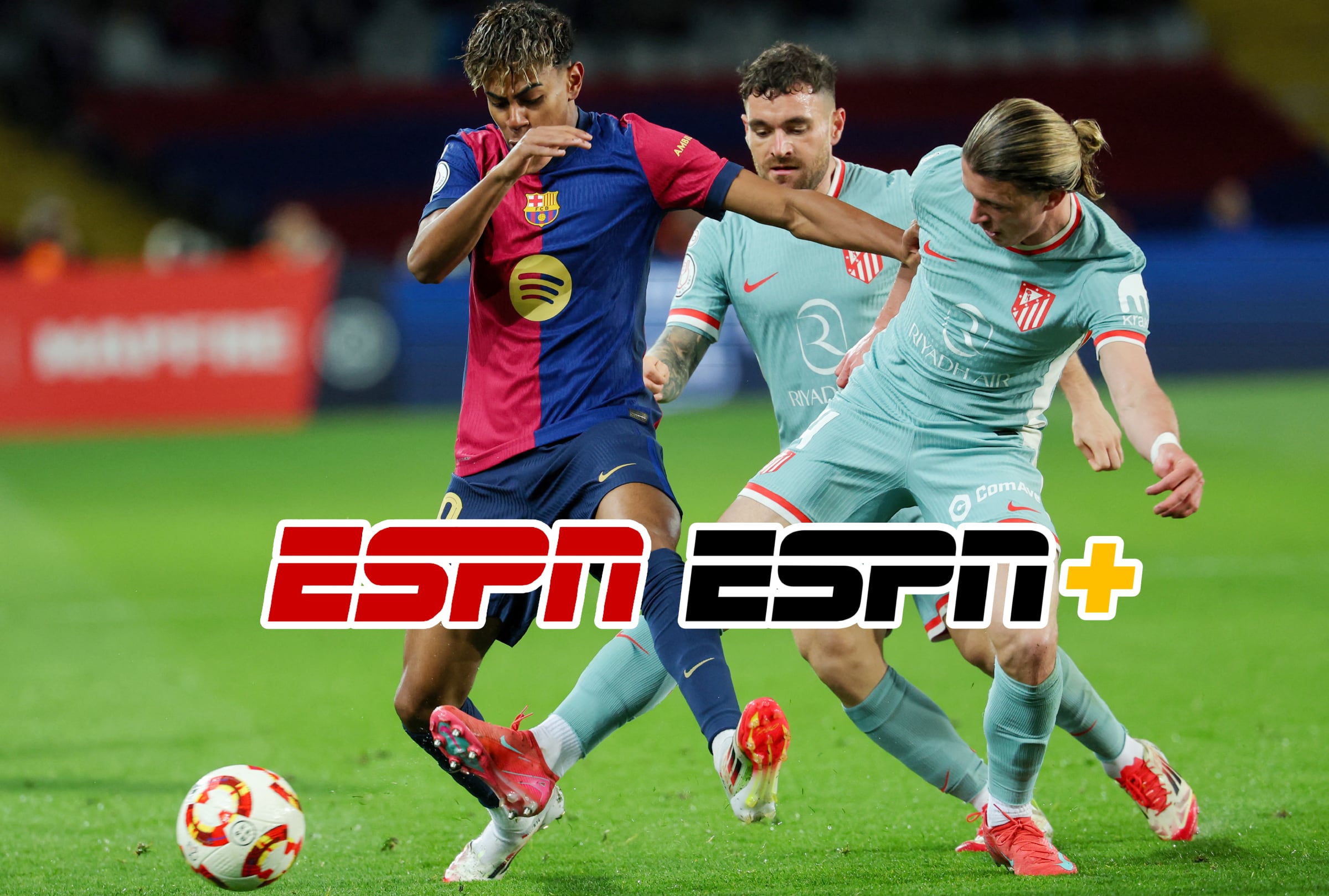 BARCELONA, CATALUNYA (ESPAÑA), 02/12/2025.- Cobertura oficial de ESPN Select (ESPN Plus) EN VIVO EN DIRECTO para ver el partido entre FC Barcelona y Atlético Madrid este martes 2 de diciembre por la Jornada 15 de LaLiga EA Sports 2025 desde el Estadio Spotify Camp Nou de Barcelona. FOTO DE LLUIS GENE PARA AFP