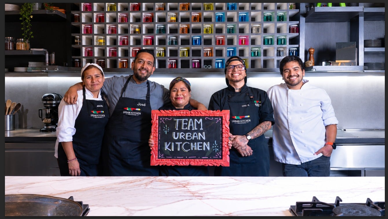 Con cerca de 13 años de operación, Urban Kitchen concentra más del 50% de sus ventas en el segmento corporativo y amplió su capacidad con un nuevo espacio en Miraflores. Foto: Difusión.