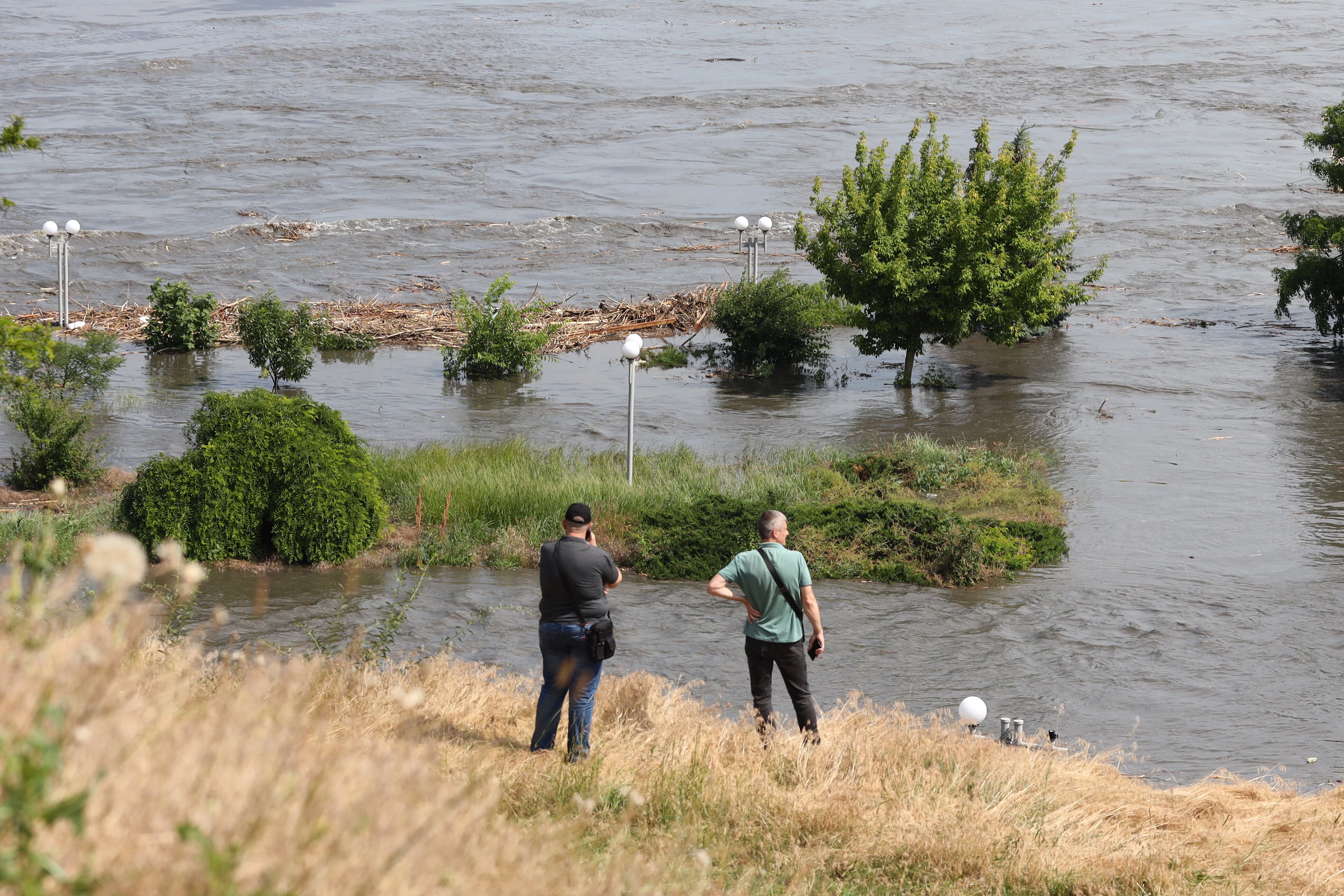 Esto podría afectar el suministro de agua a Crimea, una península árida que depende del agua dulce proveniente de un canal cercano a la represa dañada. (Foto: AFP)