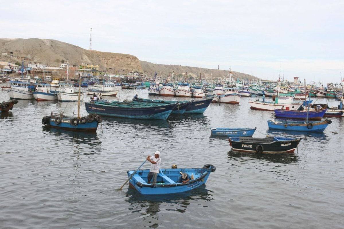 Bandas criminales de Ecuador extorsionan a pescadores peruanos en Tumbes