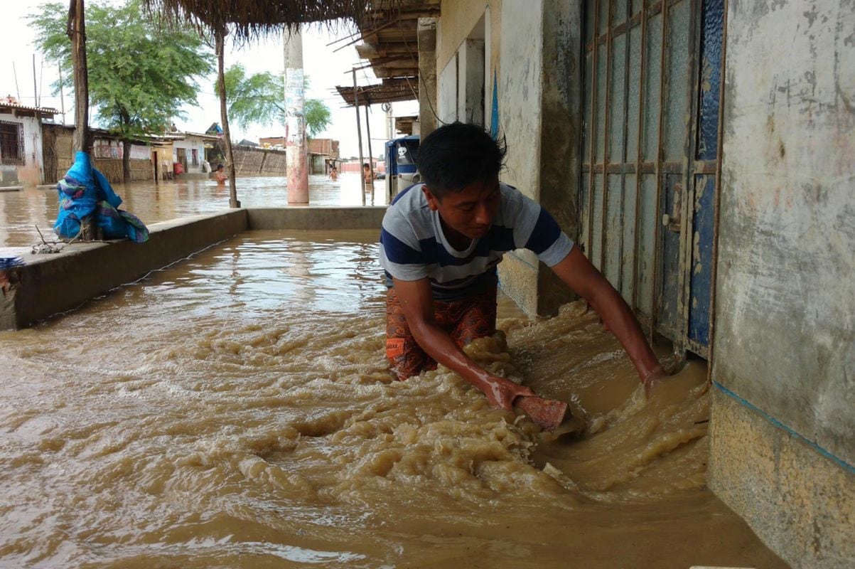 Usar la CTS para prevenir daños por El Niño exige evaluar los riesgos de la vivienda y del empleo, sin disminuir el respaldo familiar ante una eventual pérdida de ingresos. Foto: EC