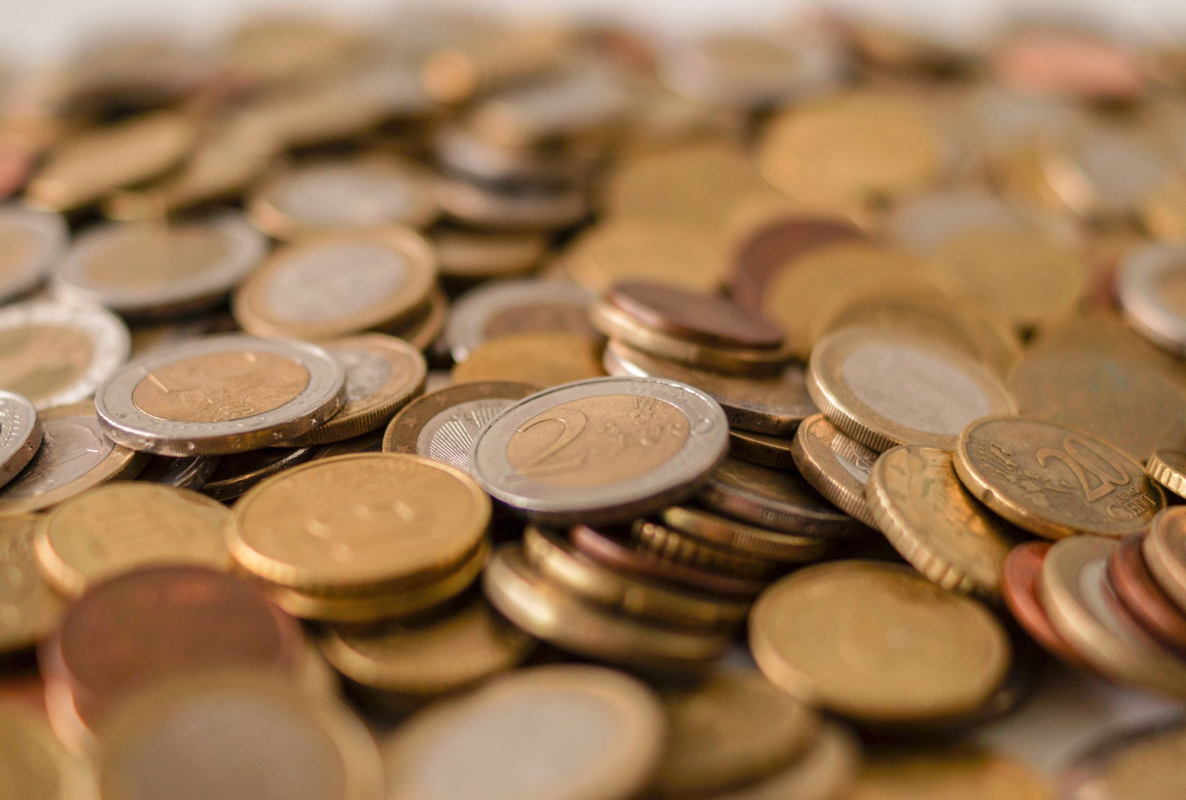 Las monedas de enorme valor pueden ser halladas en cualquier lugar, incluso donde menos te lo esperas (Foto: Pexels)