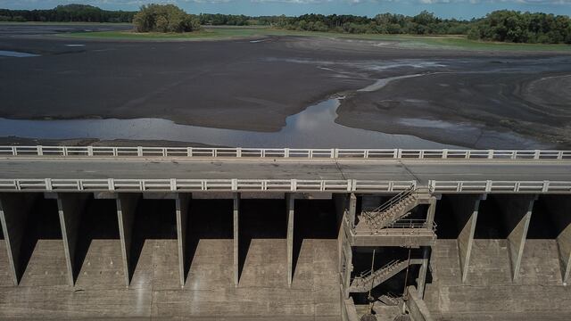 Peor crisis hídrica en 50 años obliga a Uruguay a subsidiar agua embotellada