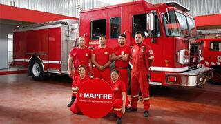 MAPFRE asegurará gratuitamente a miembros del Cuerpo General de Bomberos Voluntarios del Perú