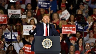 Trump afirma que impulso al impeachment está creando una “mayoría enojada” que lo apoya