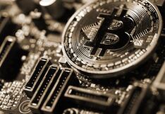 Bitcóin cae mientras entusiasmo tras aprobación de ETF se desvanece