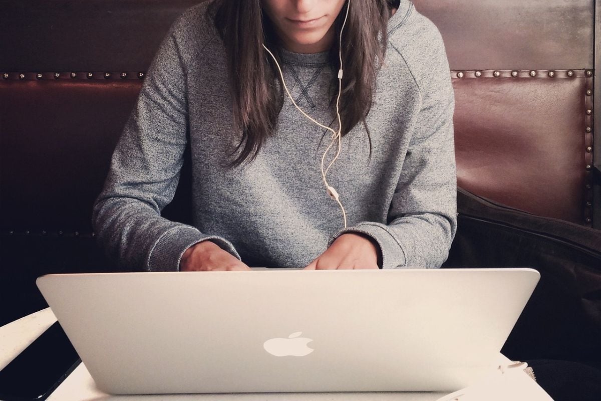 Solo en 2025, la compañía equipó a más de 500 colaboradores en Perú para empresas extranjeras. Foto: Andina