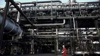 Goldman Sachs: Cortes de suministros de la OPEP y medidas de EE.UU. podrían sostener al crudo en el corto plazo