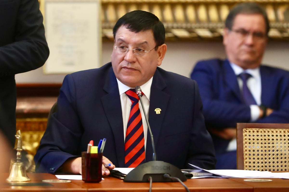 Alejandro Soto salió en defensa de la ley que prescribe los delitos de lesa humanidad. (Foto: Congreso de la República)