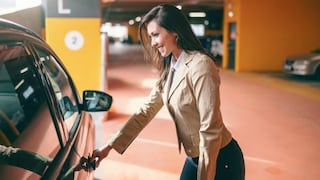 Demanda de estacionamientos aumenta durante campaña navideña: ¿En dónde crece más?