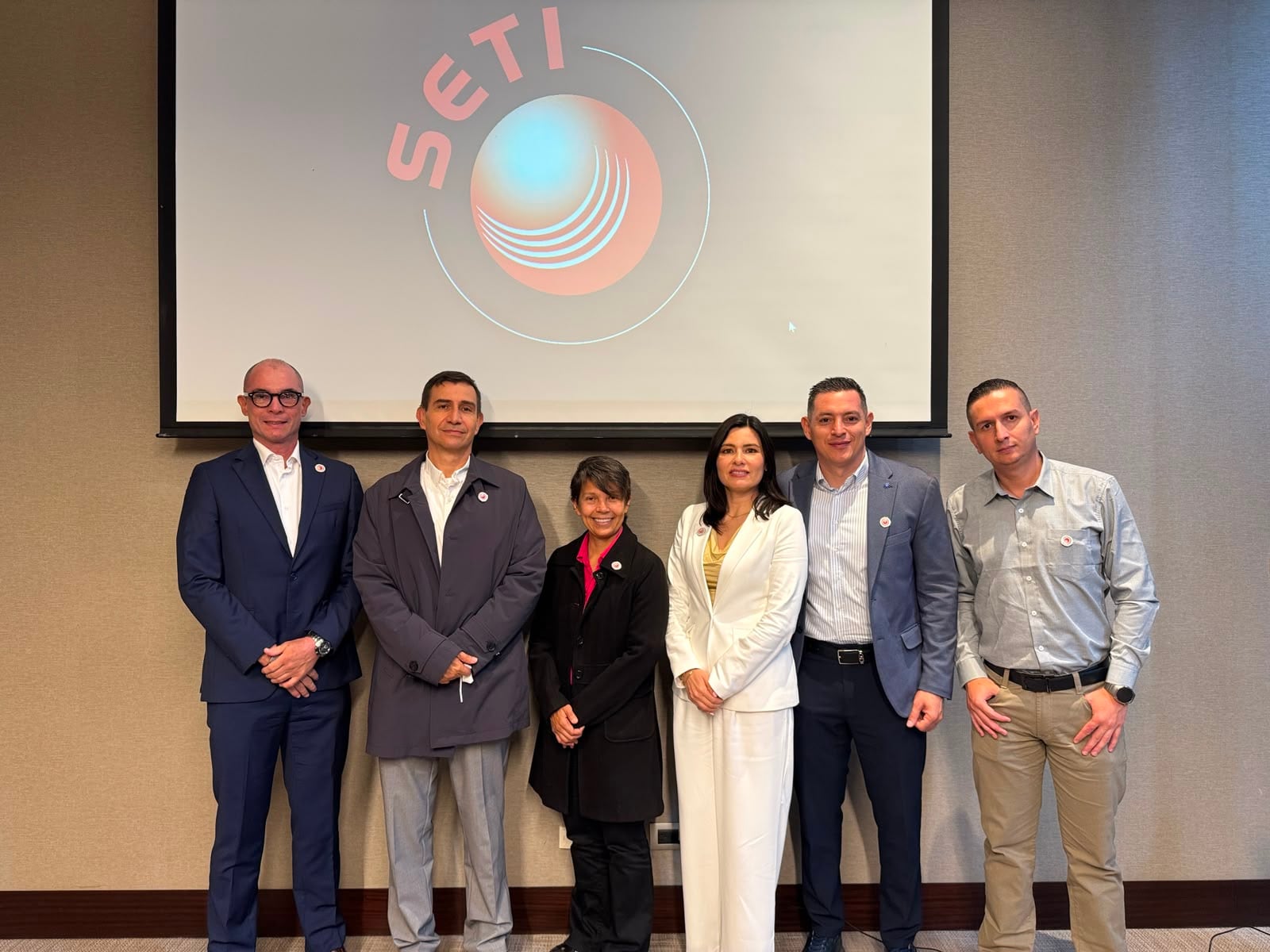 Jorge Valbuena, presidente de la Junta Directiva de SETI, lidera junto a su equipo la expansión de la compañía colombiana en Perú. Foto: SETI.