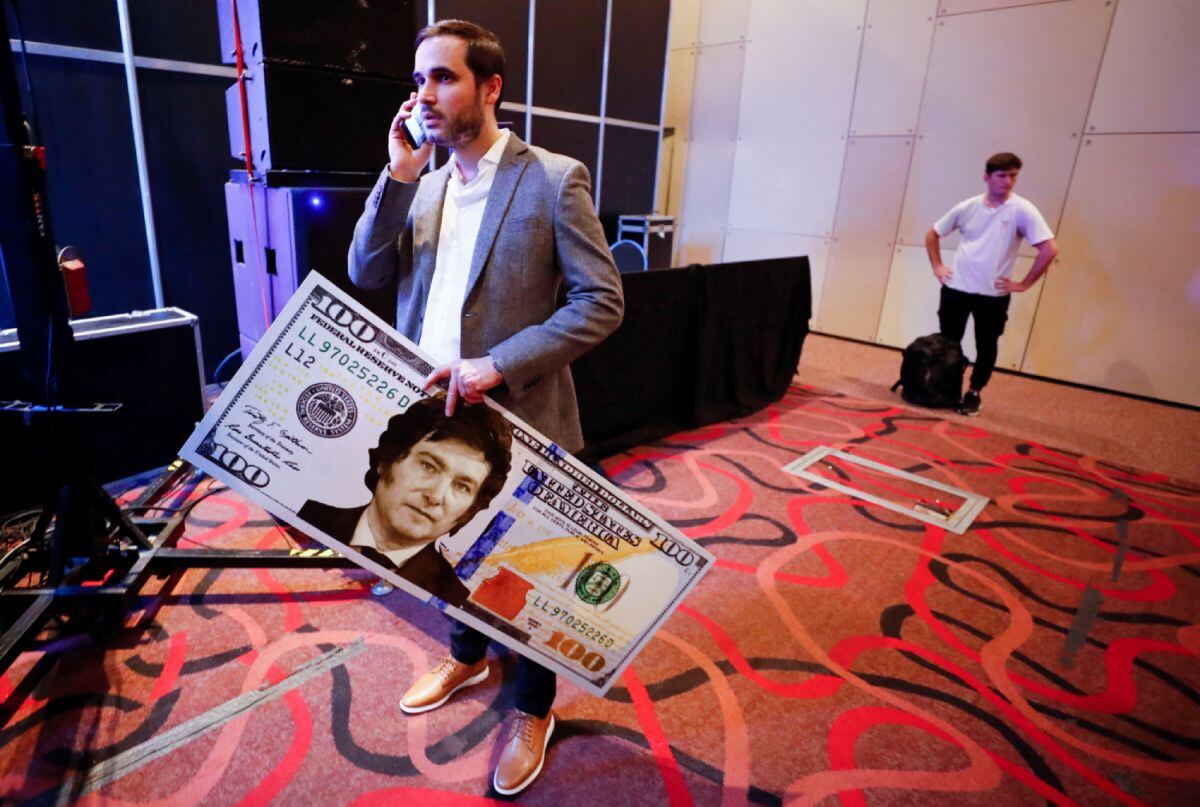 Milei aboga por la dolarización de la economía argentina. (Foto: Difusión)