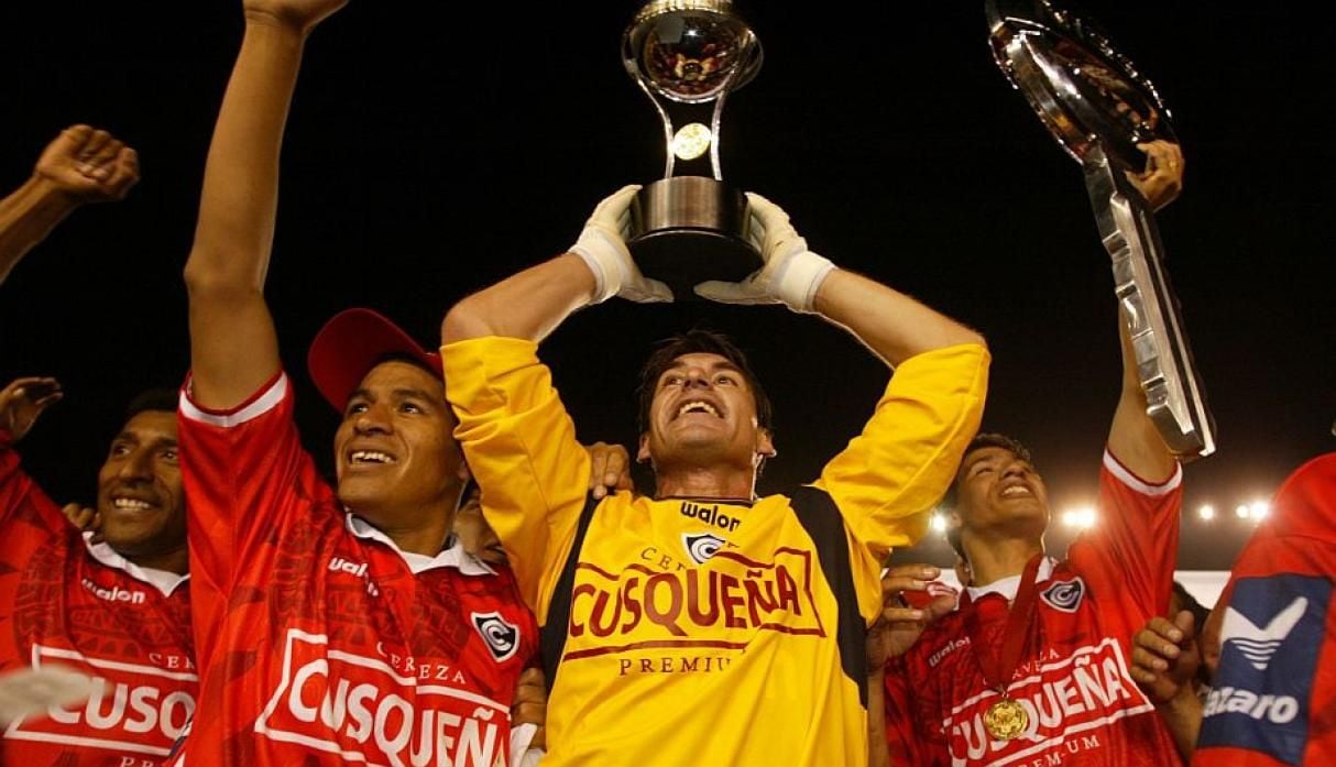 Cienciano del Cusco ganó la Copa Sudamericana el 19 de diciembre del año 2003 ras vencer a River Plate de Argentina. El siguiente año, ganó la Recopa, al derrotar a Boca Juniors. (Foto: GEC).